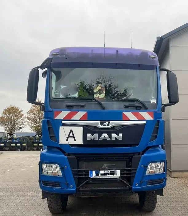 MAN TGS 41.460 8x8 • Meiller • Muldenkipper • Allrad • Euro 6d • Przebieg: 85 000 km - Kippiauto kuorma-auto: kuva MAN TGS 41.460 8x8 • Meiller • Muldenkipper • Allrad • Euro 6d • Przebieg: 85 000 km - Kippiauto kuorma-auto MAN TGS 41.460 8x8 • Meiller • Muldenkipper • Allrad • Euro 6d • Przebieg: 85 000 km - Kippiauto kuorma-auto: kuva MAN TGS 41.460 8x8 • Meiller • Muldenkipper • Allrad • Euro 6d • Przebieg: 85 000 km - Kippiauto kuorma-auto