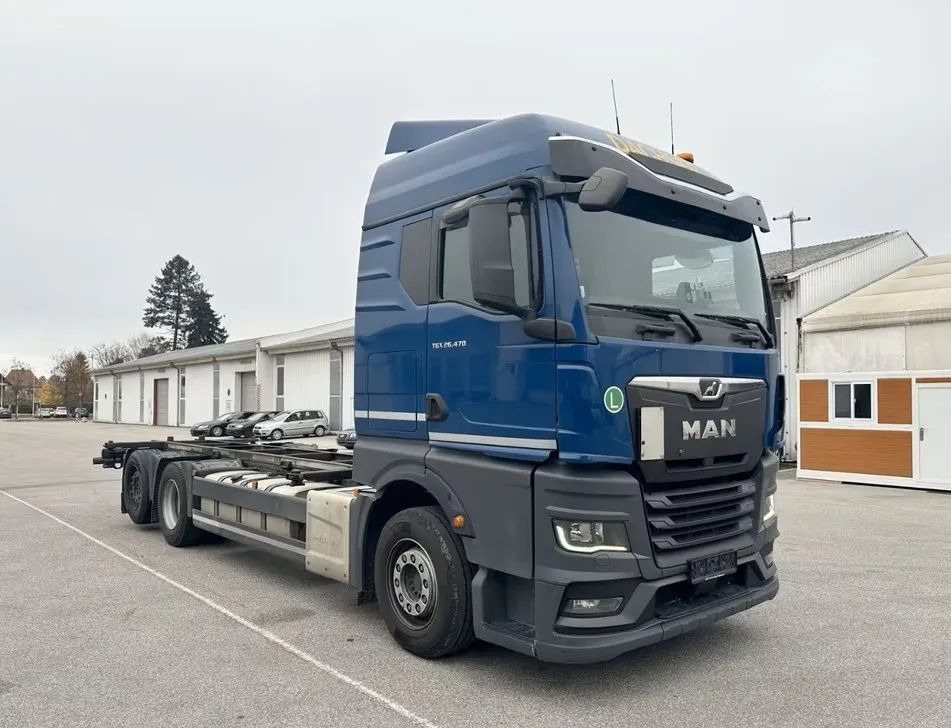 MAN TGX 26.470 6x2 | BDF | Oś podnoszona + skrętna | Retarder | Euro 6 | Automatyczna klimatyzacja | Napęd na tylne koła - Kuorma-auto alusta: kuva MAN TGX 26.470 6x2 | BDF | Oś podnoszona + skrętna | Retarder | Euro 6 | Automatyczna klimatyzacja | Napęd na tylne koła - Kuorma-auto alusta MAN TGX 26.470 6x2 | BDF | Oś podnoszona + skrętna | Retarder | Euro 6 | Automatyczna klimatyzacja | Napęd na tylne koła - Kuorma-auto alusta: kuva MAN TGX 26.470 6x2 | BDF | Oś podnoszona + skrętna | Retarder | Euro 6 | Automatyczna klimatyzacja | Napęd na tylne koła - Kuorma-auto alusta