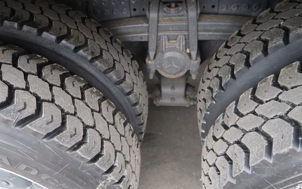 Mercedes-Benz Arocs 3251 / 8x4 / Wywrotka Meiller 3- stronna /  Euro 6d / Przebieg: 215 600 km - Kippiauto kuorma-auto: kuva  Mercedes-Benz Arocs 3251 / 8x4 / Wywrotka Meiller 3- stronna /  Euro 6d / Przebieg: 215 600 km - Kippiauto kuorma-auto Mercedes-Benz Arocs 3251 / 8x4 / Wywrotka Meiller 3- stronna /  Euro 6d / Przebieg: 215 600 km - Kippiauto kuorma-auto: kuva  Mercedes-Benz Arocs 3251 / 8x4 / Wywrotka Meiller 3- stronna /  Euro 6d / Przebieg: 215 600 km - Kippiauto kuorma-auto