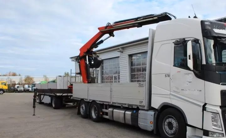 Volvo FH500 6x2 | Platforma z HDS Fassi F215A7 - Sterowanie radiowe | Euro 6 | Automatyczna skrzynia | 390 000 km - Lava-kuorma-auto, Nosturiauto: kuva Volvo FH500 6x2 | Platforma z HDS Fassi F215A7 - Sterowanie radiowe | Euro 6 | Automatyczna skrzynia | 390 000 km - Lava-kuorma-auto, Nosturiauto Volvo FH500 6x2 | Platforma z HDS Fassi F215A7 - Sterowanie radiowe | Euro 6 | Automatyczna skrzynia | 390 000 km - Lava-kuorma-auto, Nosturiauto: kuva Volvo FH500 6x2 | Platforma z HDS Fassi F215A7 - Sterowanie radiowe | Euro 6 | Automatyczna skrzynia | 390 000 km - Lava-kuorma-auto, Nosturiauto