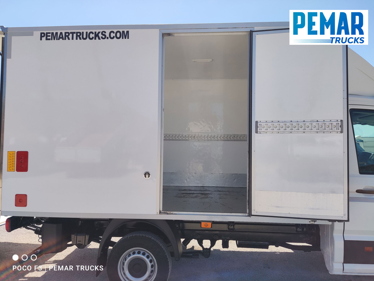 Jakeluauto VOLKSWAGEN CRAFTER 2.0 TDI CAJA CERRADA 140 CV EURO 6: kuva Jakeluauto VOLKSWAGEN CRAFTER 2.0 TDI CAJA CERRADA 140 CV EURO 6