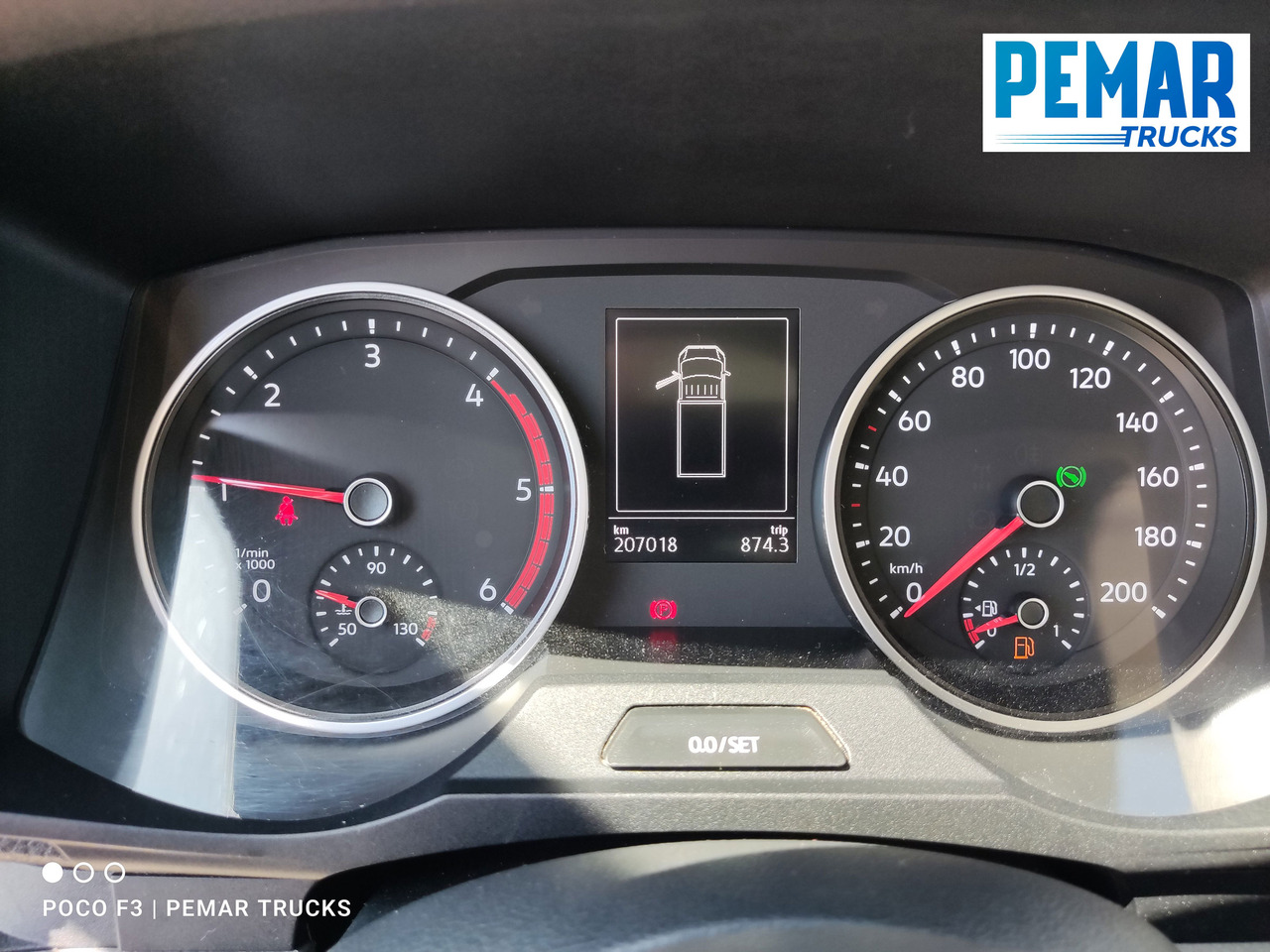 Jakeluauto VOLKSWAGEN CRAFTER 2.0 TDI CAJA CERRADA 140 CV EURO 6: kuva Jakeluauto VOLKSWAGEN CRAFTER 2.0 TDI CAJA CERRADA 140 CV EURO 6