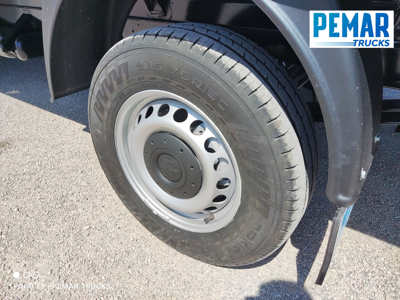 Jakeluauto VOLKSWAGEN CRAFTER 2.0 TDI CAJA CERRADA 140 CV EURO 6: kuva Jakeluauto VOLKSWAGEN CRAFTER 2.0 TDI CAJA CERRADA 140 CV EURO 6