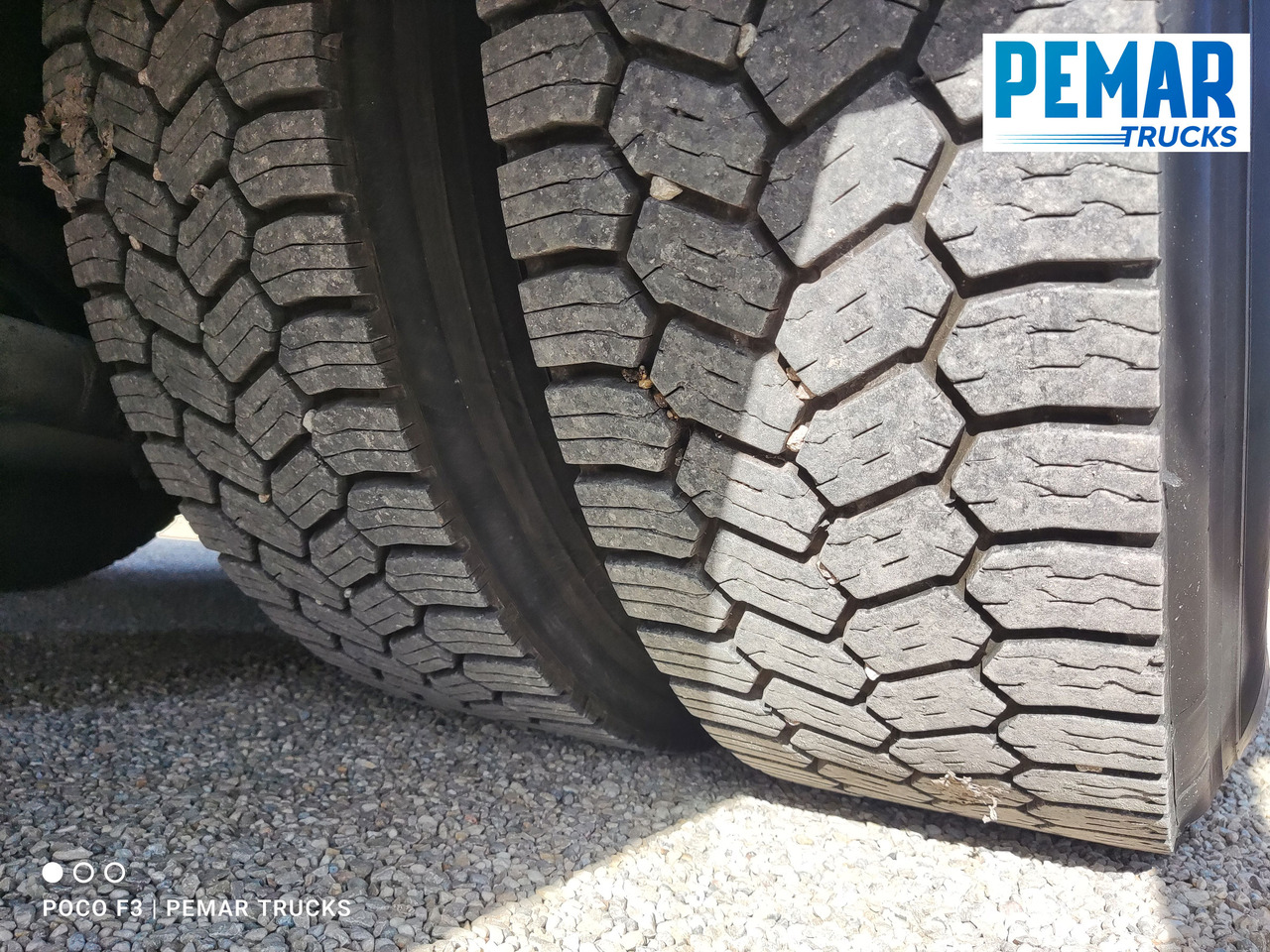 Kuljetin kuorma-auto, Nosturiauto VOLVO FM 410 6X2 GRUA PORTAMAQUINARIA: kuva Kuljetin kuorma-auto, Nosturiauto VOLVO FM 410 6X2 GRUA PORTAMAQUINARIA Kuljetin kuorma-auto, Nosturiauto VOLVO FM 410 6X2 GRUA PORTAMAQUINARIA: kuva Kuljetin kuorma-auto, Nosturiauto VOLVO FM 410 6X2 GRUA PORTAMAQUINARIA