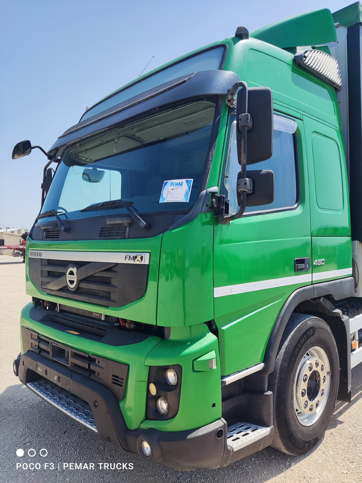 VOLVO FMX 450 - Ohjaamo - Kuorma-auto: kuva VOLVO FMX 450 - Ohjaamo - Kuorma-auto VOLVO FMX 450 - Ohjaamo - Kuorma-auto: kuva VOLVO FMX 450 - Ohjaamo - Kuorma-auto