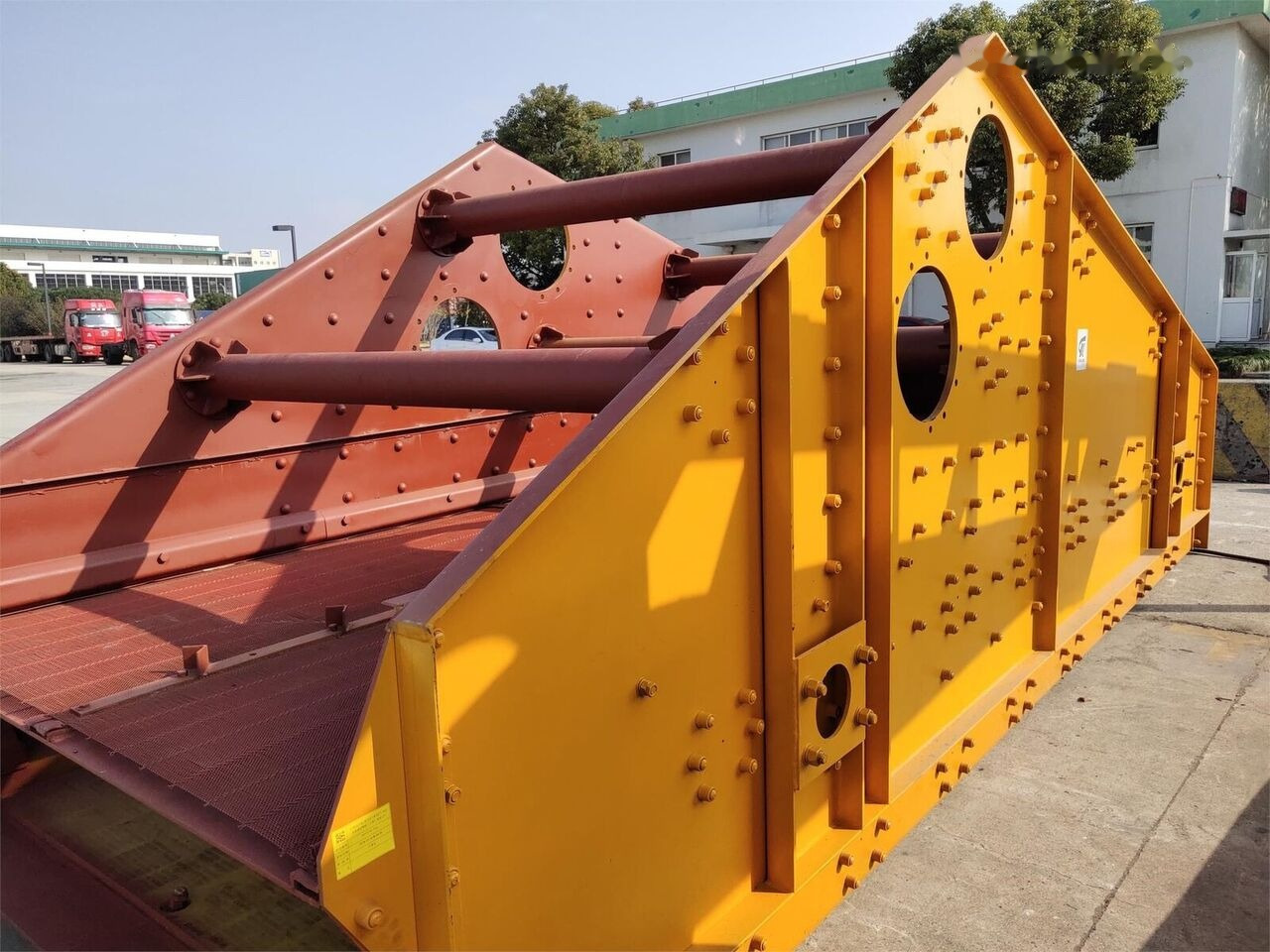 Kinglink 2KLZ1856 Dewatering Screen - Seula: kuva Kinglink 2KLZ1856 Dewatering Screen - Seula Kinglink 2KLZ1856 Dewatering Screen - Seula: kuva Kinglink 2KLZ1856 Dewatering Screen - Seula