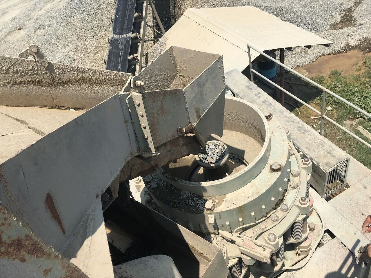 Kinglink 4.25 Ft Riverstone Cone Crusher KLF1300 - Kartiomurskain: kuva Kinglink 4.25 Ft Riverstone Cone Crusher KLF1300 - Kartiomurskain Kinglink 4.25 Ft Riverstone Cone Crusher KLF1300 - Kartiomurskain: kuva Kinglink 4.25 Ft Riverstone Cone Crusher KLF1300 - Kartiomurskain