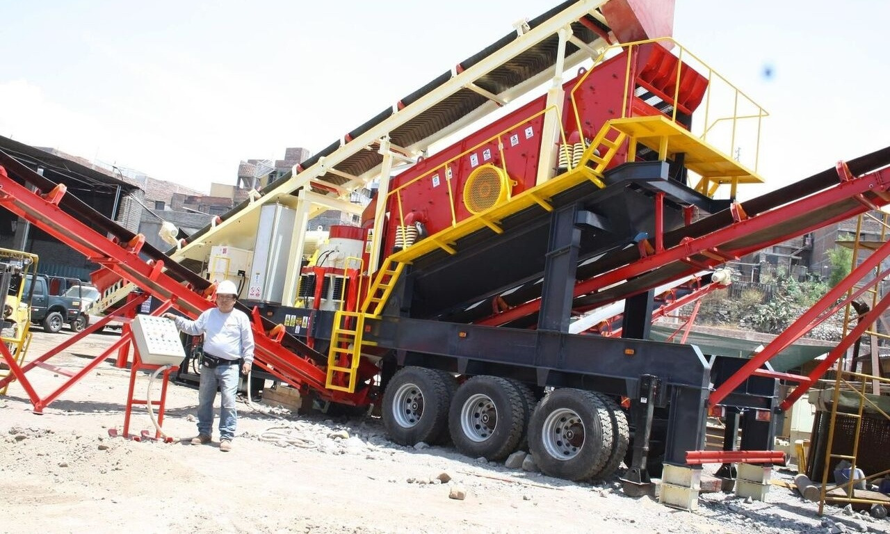 Kinglink MOBILE CONE CRUSHER & VIBRATING SCREEN PLANT 100TPH - Seula: kuva Kinglink MOBILE CONE CRUSHER & VIBRATING SCREEN PLANT 100TPH - Seula Kinglink MOBILE CONE CRUSHER & VIBRATING SCREEN PLANT 100TPH - Seula: kuva Kinglink MOBILE CONE CRUSHER & VIBRATING SCREEN PLANT 100TPH - Seula