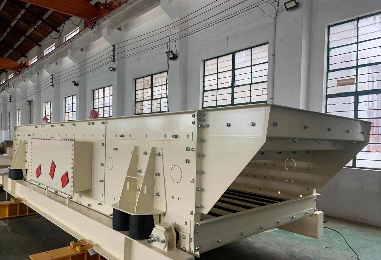 Kinglink New Horizontal Vibrating Screen - Seula: kuva Kinglink New Horizontal Vibrating Screen - Seula Kinglink New Horizontal Vibrating Screen - Seula: kuva Kinglink New Horizontal Vibrating Screen - Seula
