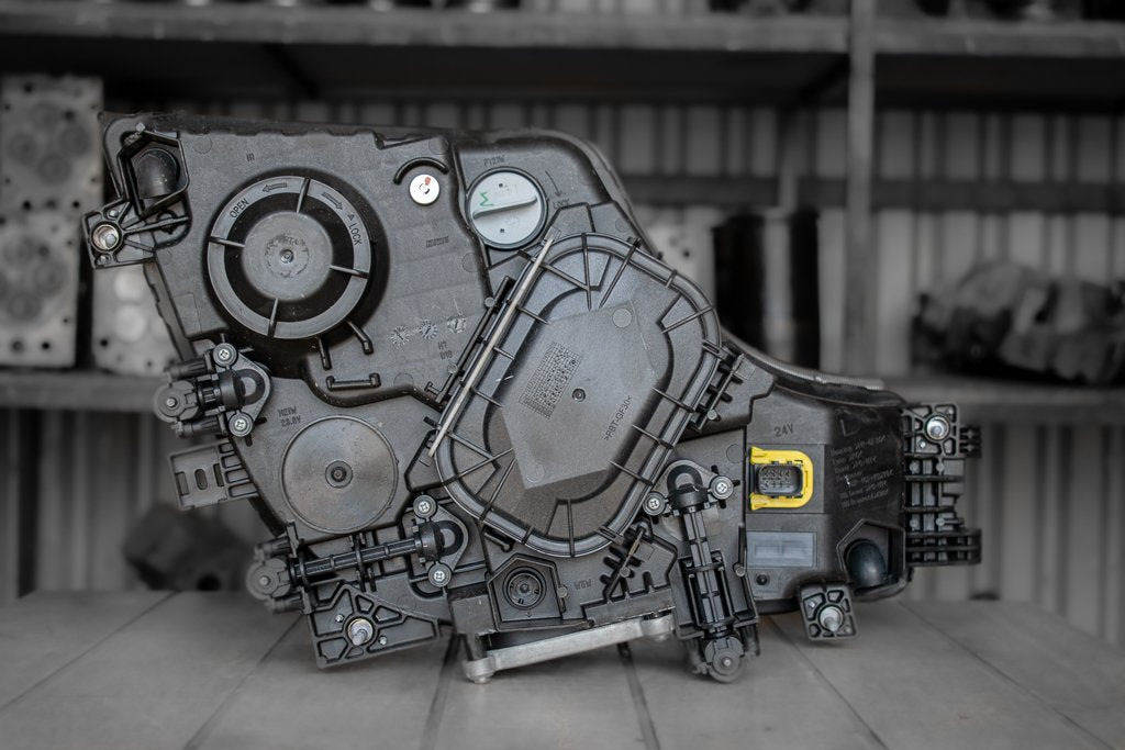 MERCEDES-BENZ ACTROS MP IV XENON LIGHTS - EURO VI - DRIVER - Valo/ Valaistus - Kuorma-auto: kuva MERCEDES-BENZ ACTROS MP IV XENON LIGHTS - EURO VI - DRIVER - Valo/ Valaistus - Kuorma-auto MERCEDES-BENZ ACTROS MP IV XENON LIGHTS - EURO VI - DRIVER - Valo/ Valaistus - Kuorma-auto: kuva MERCEDES-BENZ ACTROS MP IV XENON LIGHTS - EURO VI - DRIVER - Valo/ Valaistus - Kuorma-auto