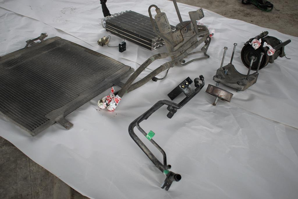 MERCEDES-BENZ ATEGO 815 - Ilmastointi osa - Kuorma-auto: kuva MERCEDES-BENZ ATEGO 815 - Ilmastointi osa - Kuorma-auto MERCEDES-BENZ ATEGO 815 - Ilmastointi osa - Kuorma-auto: kuva MERCEDES-BENZ ATEGO 815 - Ilmastointi osa - Kuorma-auto