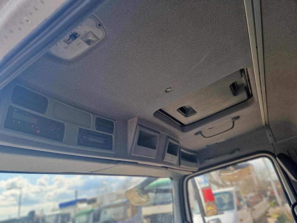 MERCEDES-BENZ ATEGO 816 - Pressukapelli kuorma-auto: kuva MERCEDES-BENZ ATEGO 816 - Pressukapelli kuorma-auto MERCEDES-BENZ ATEGO 816 - Pressukapelli kuorma-auto: kuva MERCEDES-BENZ ATEGO 816 - Pressukapelli kuorma-auto