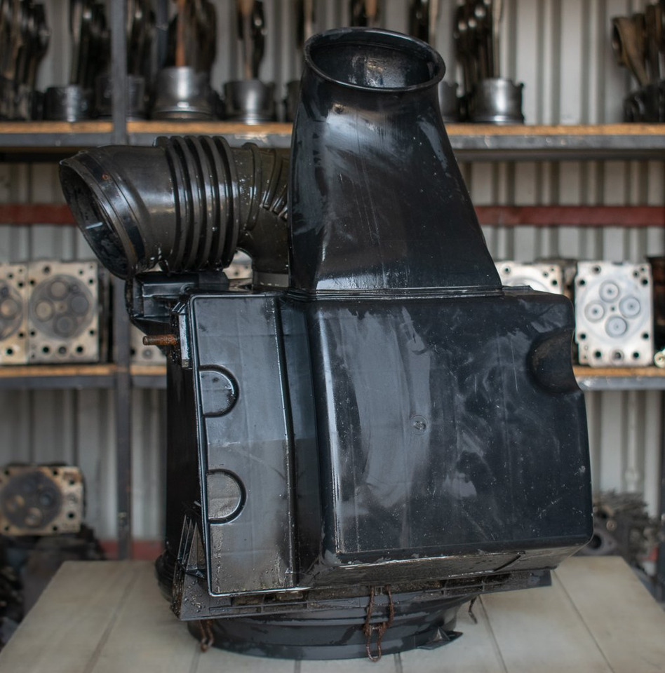 MERCEDES-BENZ ATEGO - Ilmansuodatin - Kuorma-auto: kuva MERCEDES-BENZ ATEGO - Ilmansuodatin - Kuorma-auto MERCEDES-BENZ ATEGO - Ilmansuodatin - Kuorma-auto: kuva MERCEDES-BENZ ATEGO - Ilmansuodatin - Kuorma-auto