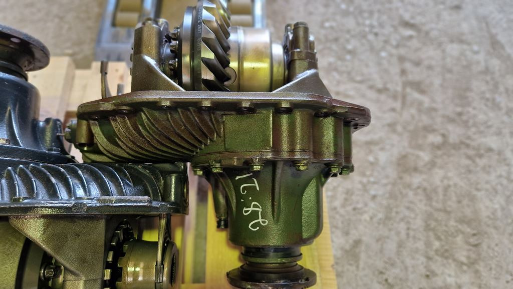 MERCEDES-BENZ EUROPA ACTROS MP2 HL7 21:28 - Differentiaali - Kuorma-auto: kuva MERCEDES-BENZ EUROPA ACTROS MP2 HL7 21:28 - Differentiaali - Kuorma-auto MERCEDES-BENZ EUROPA ACTROS MP2 HL7 21:28 - Differentiaali - Kuorma-auto: kuva MERCEDES-BENZ EUROPA ACTROS MP2 HL7 21:28 - Differentiaali - Kuorma-auto