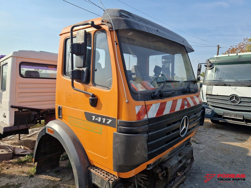 MERCEDES SK - SMALL - RIGHT HAND DRIVE - Ohjaamo: kuva MERCEDES SK - SMALL - RIGHT HAND DRIVE - Ohjaamo MERCEDES SK - SMALL - RIGHT HAND DRIVE - Ohjaamo: kuva MERCEDES SK - SMALL - RIGHT HAND DRIVE - Ohjaamo