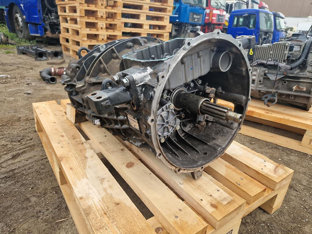 ZF ASTRONIC MID 12AS 1210 TO - Vaihdelaatikko - Kuorma-auto: kuva ZF ASTRONIC MID 12AS 1210 TO - Vaihdelaatikko - Kuorma-auto ZF ASTRONIC MID 12AS 1210 TO - Vaihdelaatikko - Kuorma-auto: kuva ZF ASTRONIC MID 12AS 1210 TO - Vaihdelaatikko - Kuorma-auto