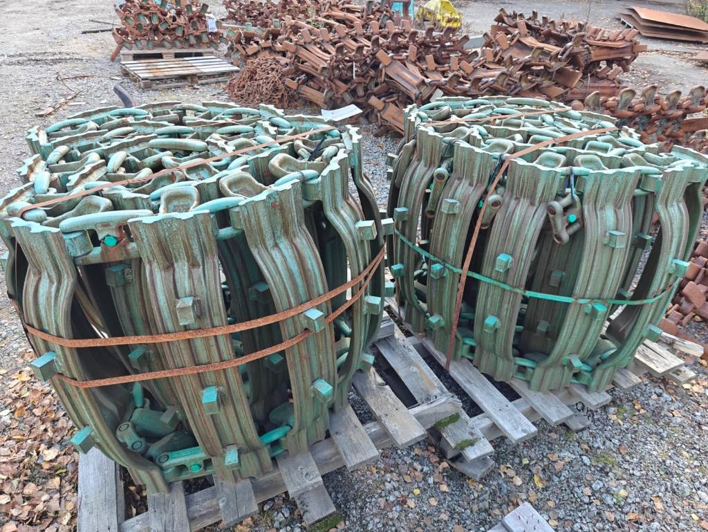 Clark TXSG Wheel Tracks  - Telaketju - Metsäkone: kuva Clark TXSG Wheel Tracks  - Telaketju - Metsäkone Clark TXSG Wheel Tracks  - Telaketju - Metsäkone: kuva Clark TXSG Wheel Tracks  - Telaketju - Metsäkone