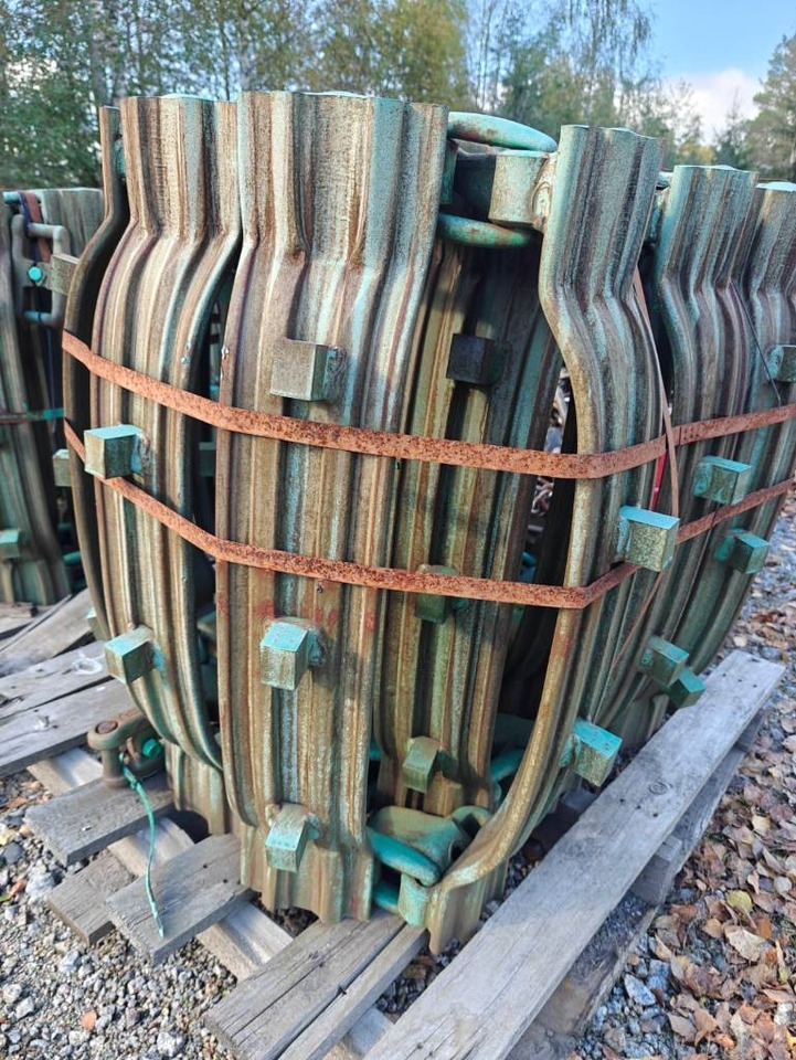 Clark TXSG Wheel Tracks  - Telaketju - Metsäkone: kuva Clark TXSG Wheel Tracks  - Telaketju - Metsäkone Clark TXSG Wheel Tracks  - Telaketju - Metsäkone: kuva Clark TXSG Wheel Tracks  - Telaketju - Metsäkone