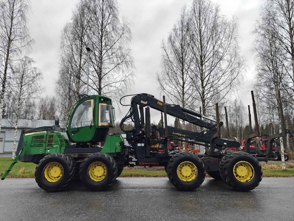 John Deere 1210 E IT 4 - Kuormatraktori: kuva John Deere 1210 E IT 4 - Kuormatraktori John Deere 1210 E IT 4 - Kuormatraktori: kuva John Deere 1210 E IT 4 - Kuormatraktori