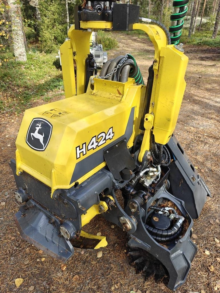 Harvesteri John Deere 1270 G: kuva Harvesteri John Deere 1270 G Harvesteri John Deere 1270 G: kuva Harvesteri John Deere 1270 G