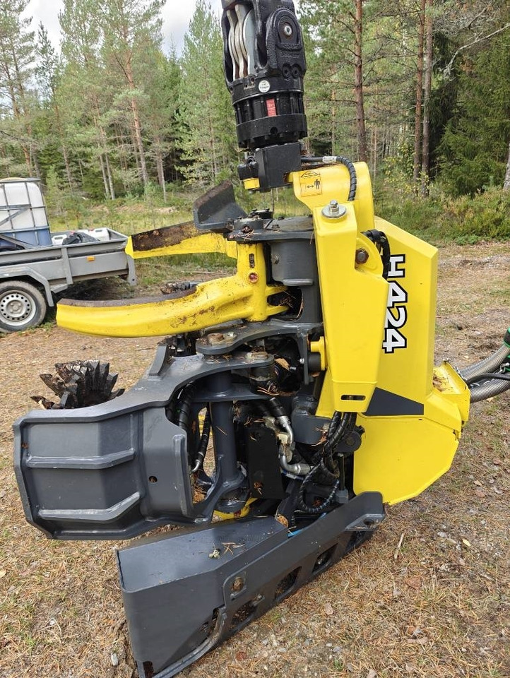 Harvesteri John Deere 1270 G: kuva Harvesteri John Deere 1270 G Harvesteri John Deere 1270 G: kuva Harvesteri John Deere 1270 G