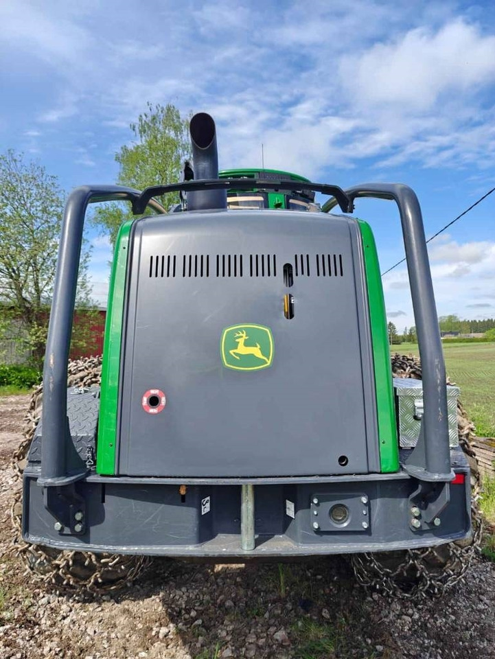 John Deere 1270 G - Harvesteri: kuva John Deere 1270 G - Harvesteri John Deere 1270 G - Harvesteri: kuva John Deere 1270 G - Harvesteri