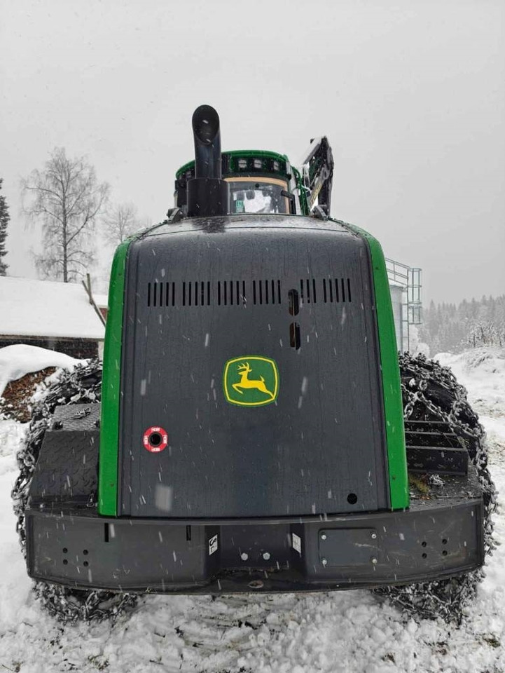 John Deere 1270 G - Harvesteri: kuva John Deere 1270 G - Harvesteri John Deere 1270 G - Harvesteri: kuva John Deere 1270 G - Harvesteri