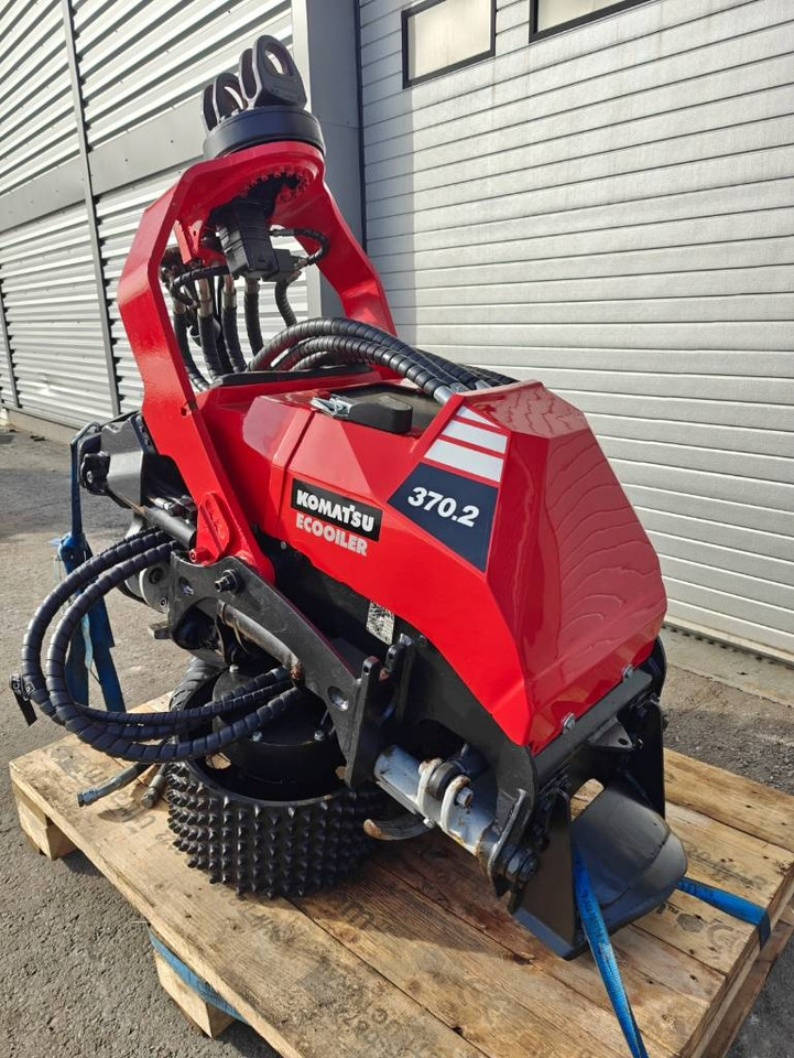 Komatsu 370.2 - Harvesteripää: kuva Komatsu 370.2 - Harvesteripää Komatsu 370.2 - Harvesteripää: kuva Komatsu 370.2 - Harvesteripää