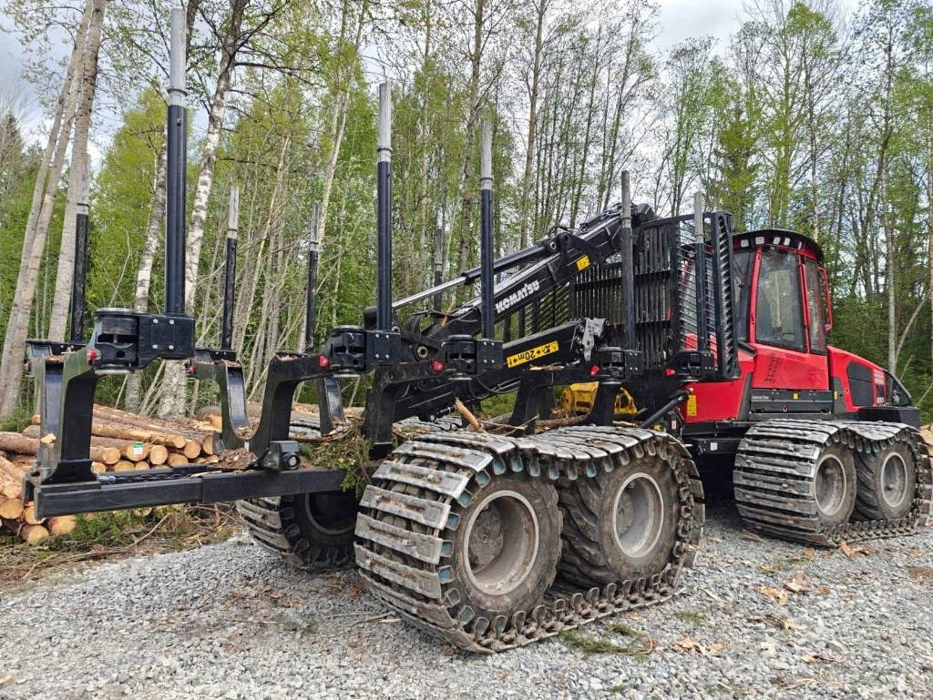 Komatsu 855 - Kuormatraktori: kuva Komatsu 855 - Kuormatraktori Komatsu 855 - Kuormatraktori: kuva Komatsu 855 - Kuormatraktori