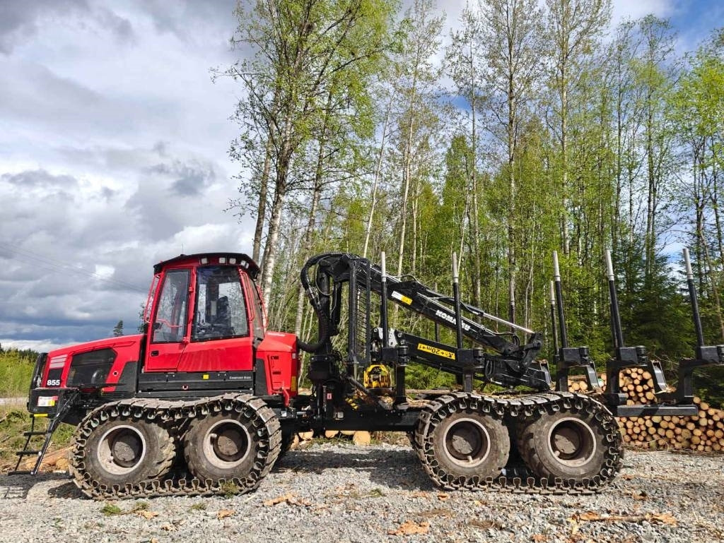 Komatsu 855 - Kuormatraktori: kuva Komatsu 855 - Kuormatraktori Komatsu 855 - Kuormatraktori: kuva Komatsu 855 - Kuormatraktori