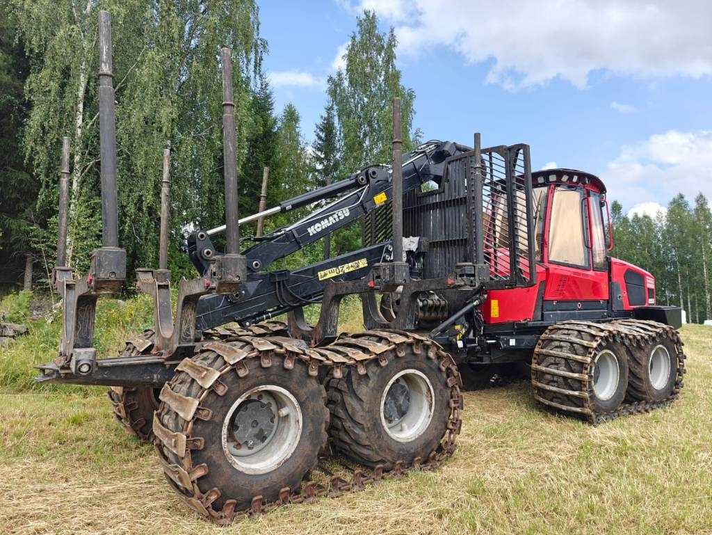 Komatsu 855 - Kuormatraktori: kuva Komatsu 855 - Kuormatraktori Komatsu 855 - Kuormatraktori: kuva Komatsu 855 - Kuormatraktori