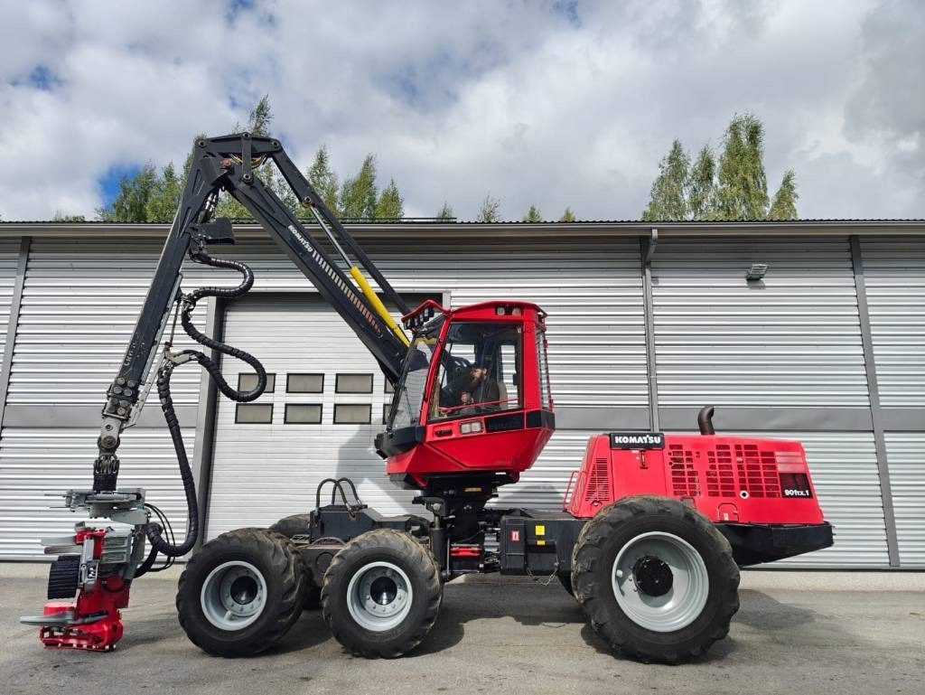 Komatsu 901 TX.1 - Harvesteri: kuva Komatsu 901 TX.1 - Harvesteri Komatsu 901 TX.1 - Harvesteri: kuva Komatsu 901 TX.1 - Harvesteri
