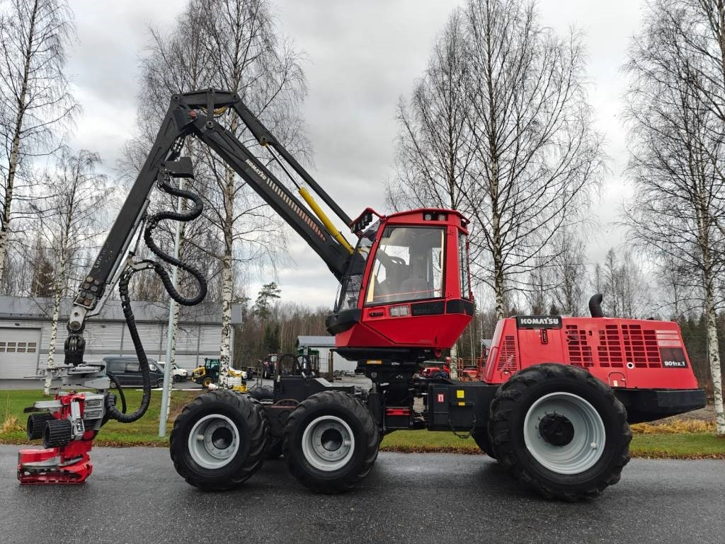 Komatsu 901 TX.1 - Harvesteri: kuva Komatsu 901 TX.1 - Harvesteri Komatsu 901 TX.1 - Harvesteri: kuva Komatsu 901 TX.1 - Harvesteri