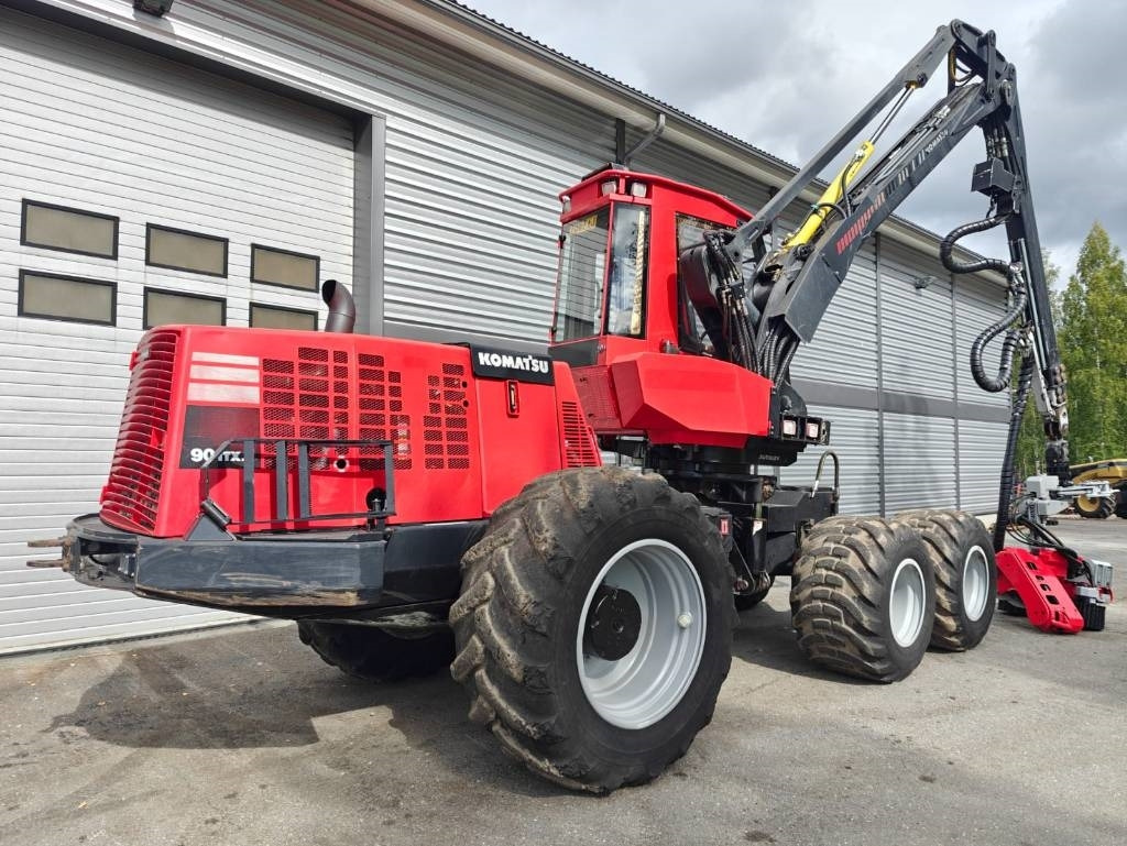 Komatsu 901 TX.1 - Harvesteri: kuva Komatsu 901 TX.1 - Harvesteri Komatsu 901 TX.1 - Harvesteri: kuva Komatsu 901 TX.1 - Harvesteri