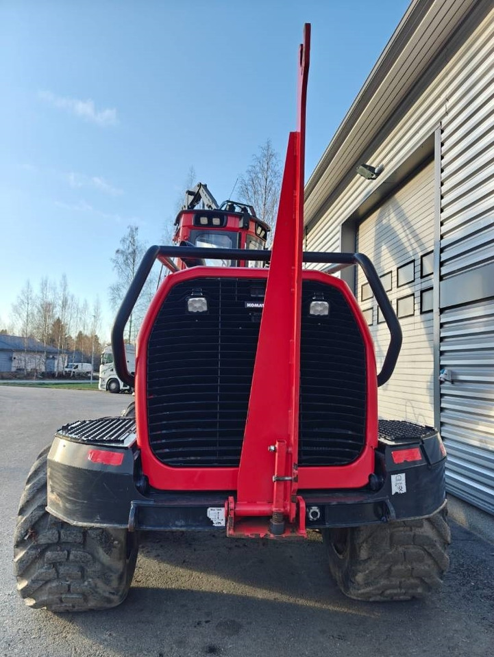 Komatsu 901 XC - Harvesteri: kuva Komatsu 901 XC - Harvesteri Komatsu 901 XC - Harvesteri: kuva Komatsu 901 XC - Harvesteri