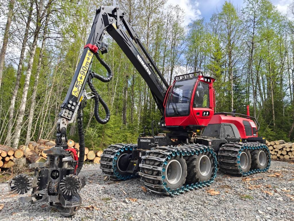Komatsu 901 XC - Harvesteri: kuva Komatsu 901 XC - Harvesteri Komatsu 901 XC - Harvesteri: kuva Komatsu 901 XC - Harvesteri