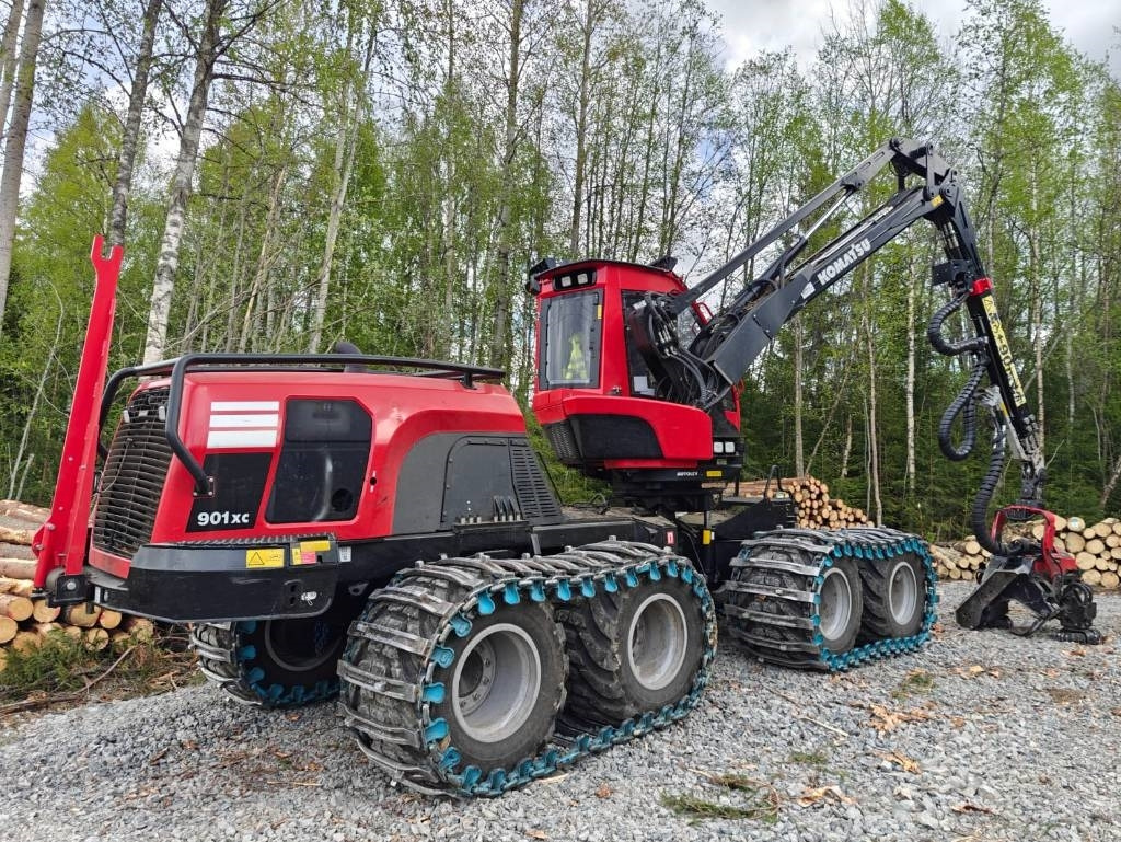 Komatsu 901 XC - Harvesteri: kuva Komatsu 901 XC - Harvesteri Komatsu 901 XC - Harvesteri: kuva Komatsu 901 XC - Harvesteri