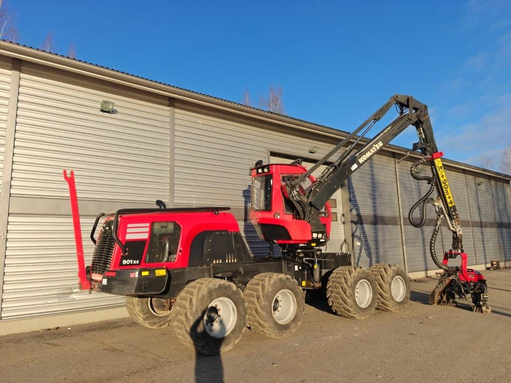 Komatsu 901 XC - Harvesteri: kuva Komatsu 901 XC - Harvesteri Komatsu 901 XC - Harvesteri: kuva Komatsu 901 XC - Harvesteri