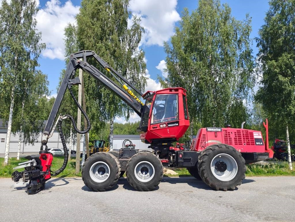 Komatsu 911.4 - Harvesteri: kuva Komatsu 911.4 - Harvesteri Komatsu 911.4 - Harvesteri: kuva Komatsu 911.4 - Harvesteri