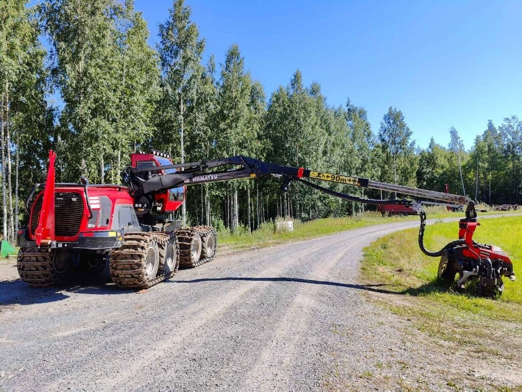 Harvesteri Komatsu 931 XC: kuva Harvesteri Komatsu 931 XC Harvesteri Komatsu 931 XC: kuva Harvesteri Komatsu 931 XC