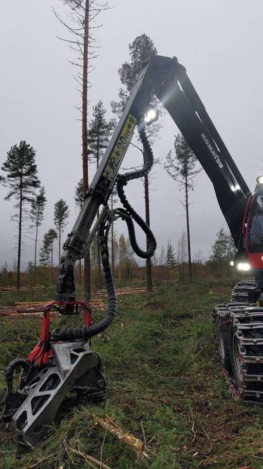 Harvesteri Komatsu 931 XC: kuva Harvesteri Komatsu 931 XC Harvesteri Komatsu 931 XC: kuva Harvesteri Komatsu 931 XC