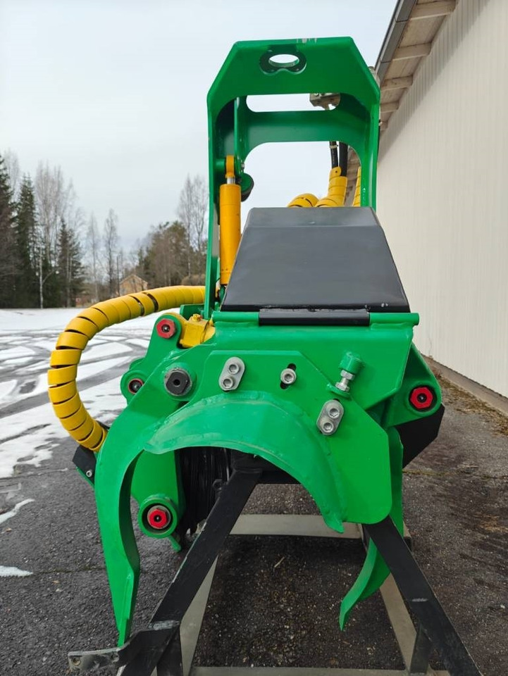 Lako 42 - Harvesteripää: kuva Lako 42 - Harvesteripää Lako 42 - Harvesteripää: kuva Lako 42 - Harvesteripää