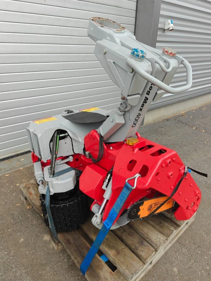 Log Max 4000 B - Harvesteripää: kuva Log Max 4000 B - Harvesteripää Log Max 4000 B - Harvesteripää: kuva Log Max 4000 B - Harvesteripää