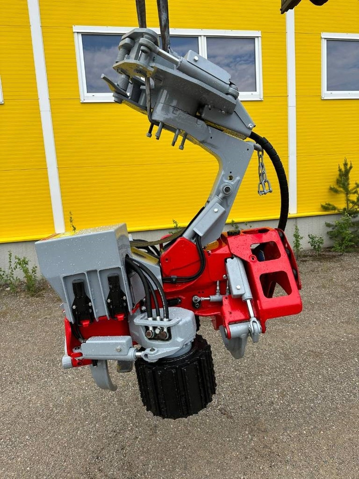 Log Max 4000 - Harvesteripää: kuva Log Max 4000 - Harvesteripää Log Max 4000 - Harvesteripää: kuva Log Max 4000 - Harvesteripää