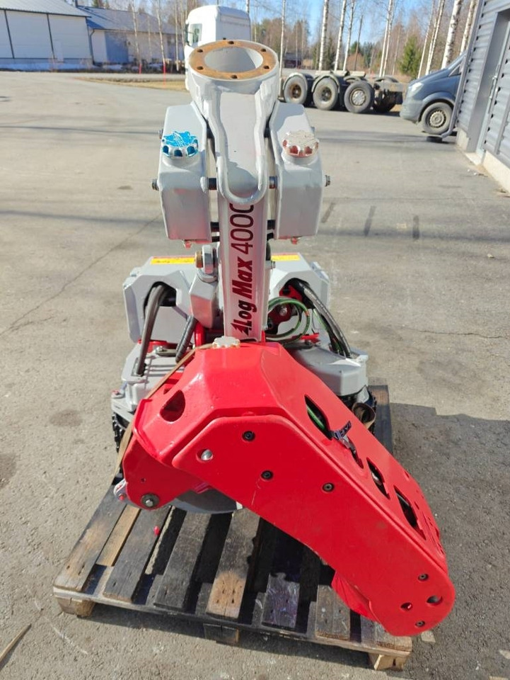 Log Max 4000 - Harvesteripää: kuva Log Max 4000 - Harvesteripää Log Max 4000 - Harvesteripää: kuva Log Max 4000 - Harvesteripää