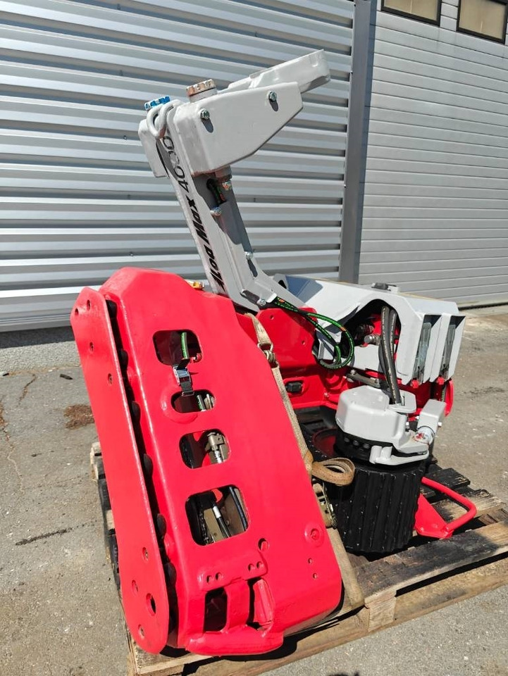 Log Max 4000 - Harvesteripää: kuva Log Max 4000 - Harvesteripää Log Max 4000 - Harvesteripää: kuva Log Max 4000 - Harvesteripää