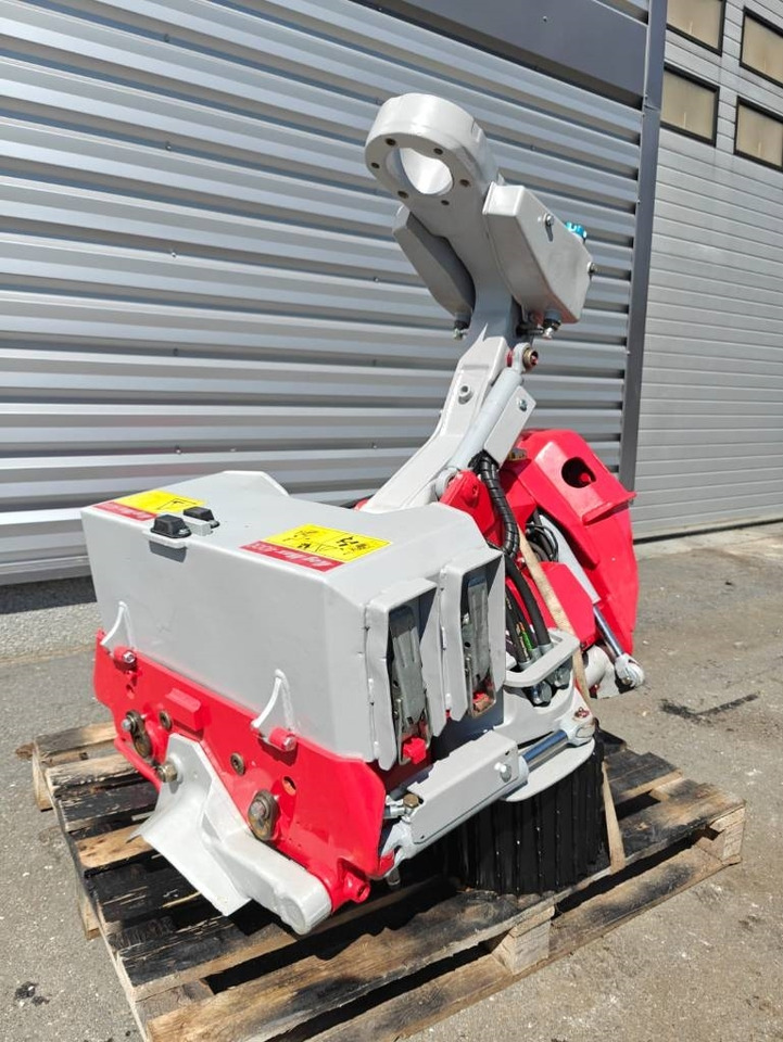 Log Max 4000 - Harvesteripää: kuva Log Max 4000 - Harvesteripää Log Max 4000 - Harvesteripää: kuva Log Max 4000 - Harvesteripää