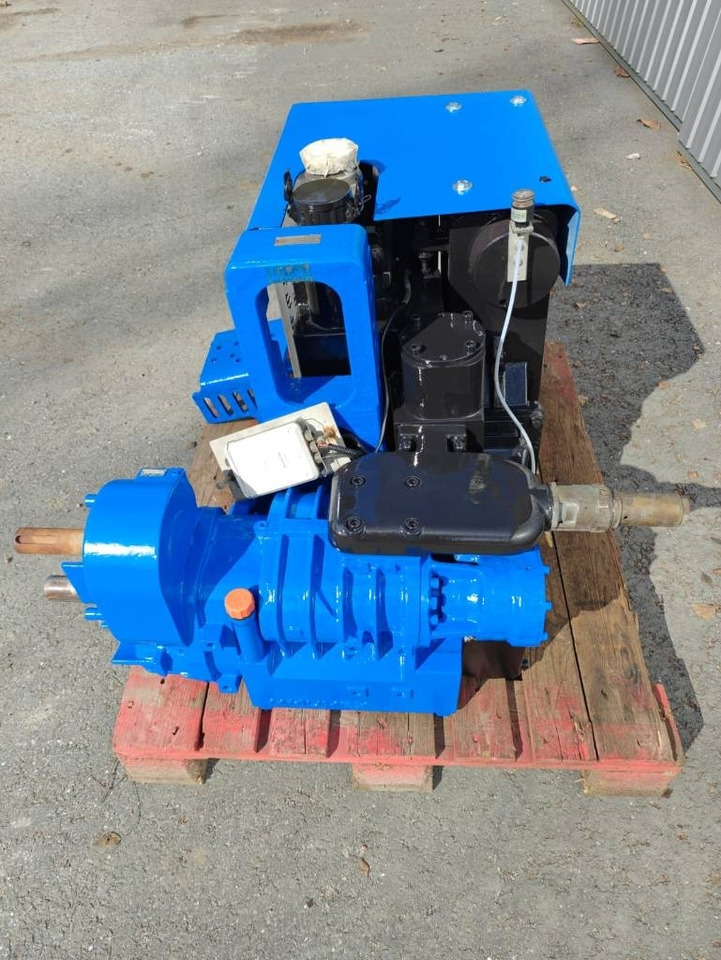 Mouvex TYPHON II-13R15L - Ilmakompressori: kuva Mouvex TYPHON II-13R15L - Ilmakompressori Mouvex TYPHON II-13R15L - Ilmakompressori: kuva Mouvex TYPHON II-13R15L - Ilmakompressori
