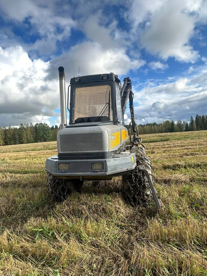 Ponsse Beaver - Harvesteri: kuva Ponsse Beaver - Harvesteri Ponsse Beaver - Harvesteri: kuva Ponsse Beaver - Harvesteri
