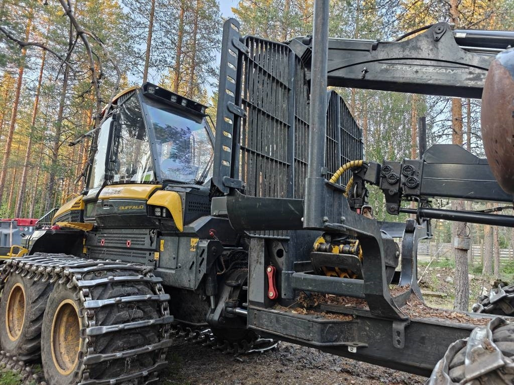 Ponsse Buffalo 8W - Kuormatraktori: kuva Ponsse Buffalo 8W - Kuormatraktori Ponsse Buffalo 8W - Kuormatraktori: kuva Ponsse Buffalo 8W - Kuormatraktori